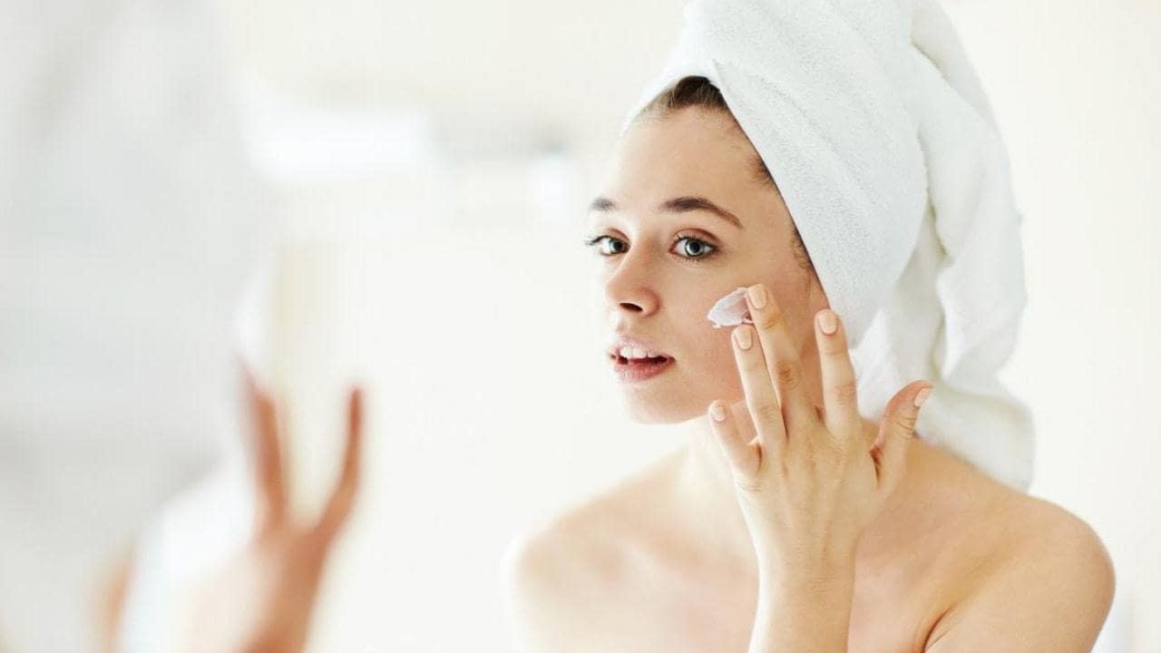 How to Get a Radiant and Healthy Skin: Adopt these 7 Habits