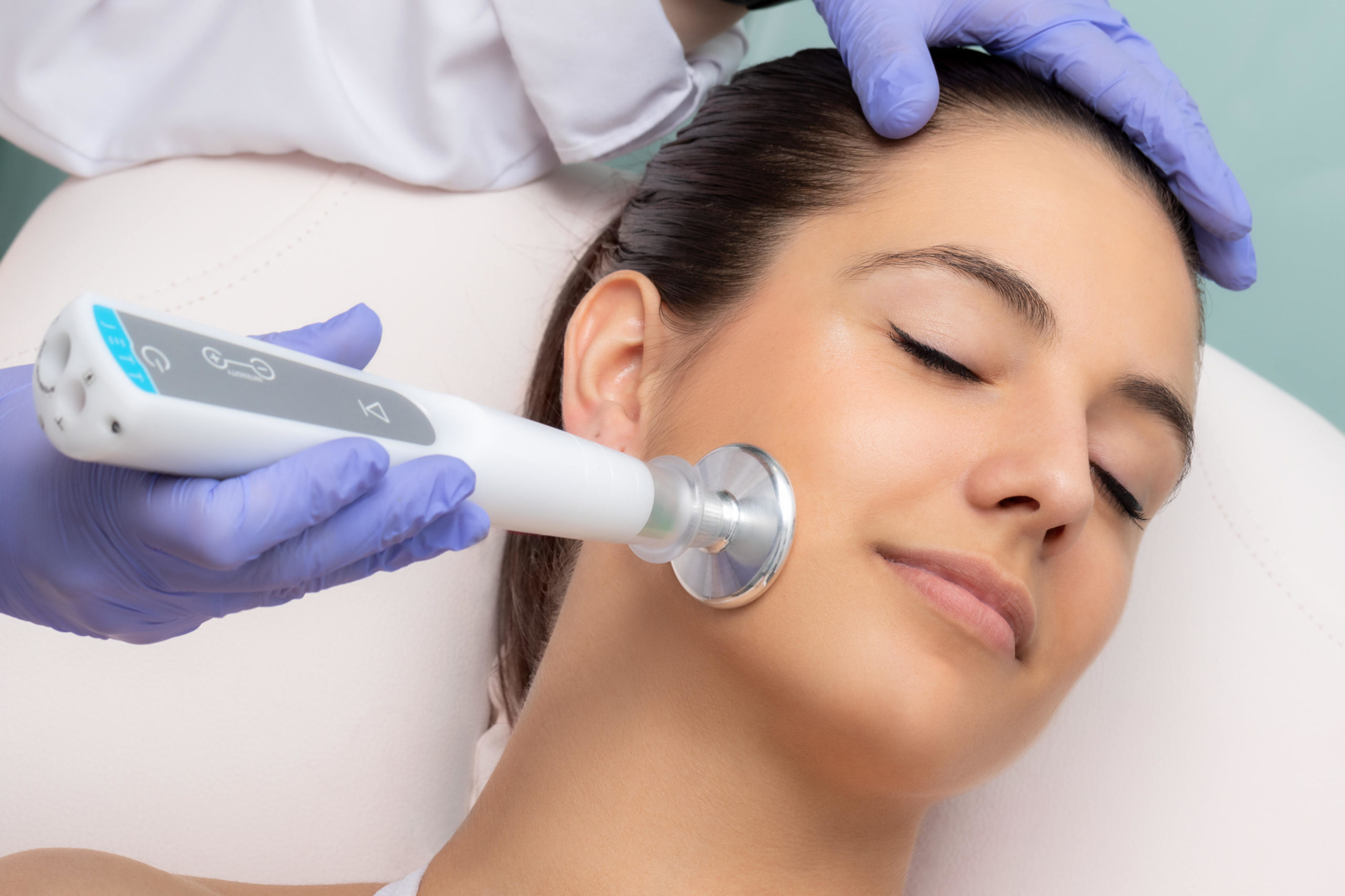 Skin Tightening: How to Improve Skin Firmness and Elasticity